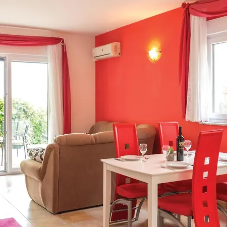 1 Bedroom Beautiful In Appartement *